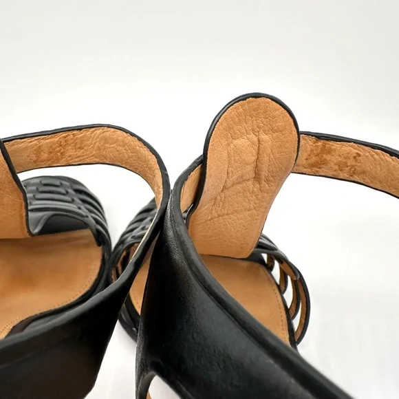 🎉COACH Izzy Leather Black Strappy Sandals 10 - Picture 8 of 16